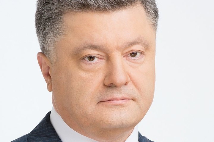 Порошенко похвалил пограничников, не ставших стрелять в Саакашвили Порошенко похвалил пограничников, не ставших стрелять в Саакашвили