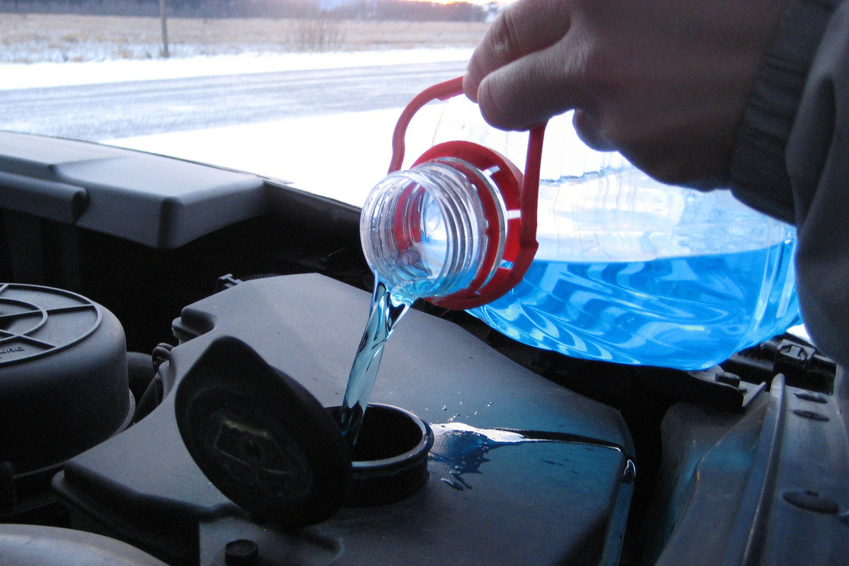 Как выбрать правильную незамерзающую жидкость для машины